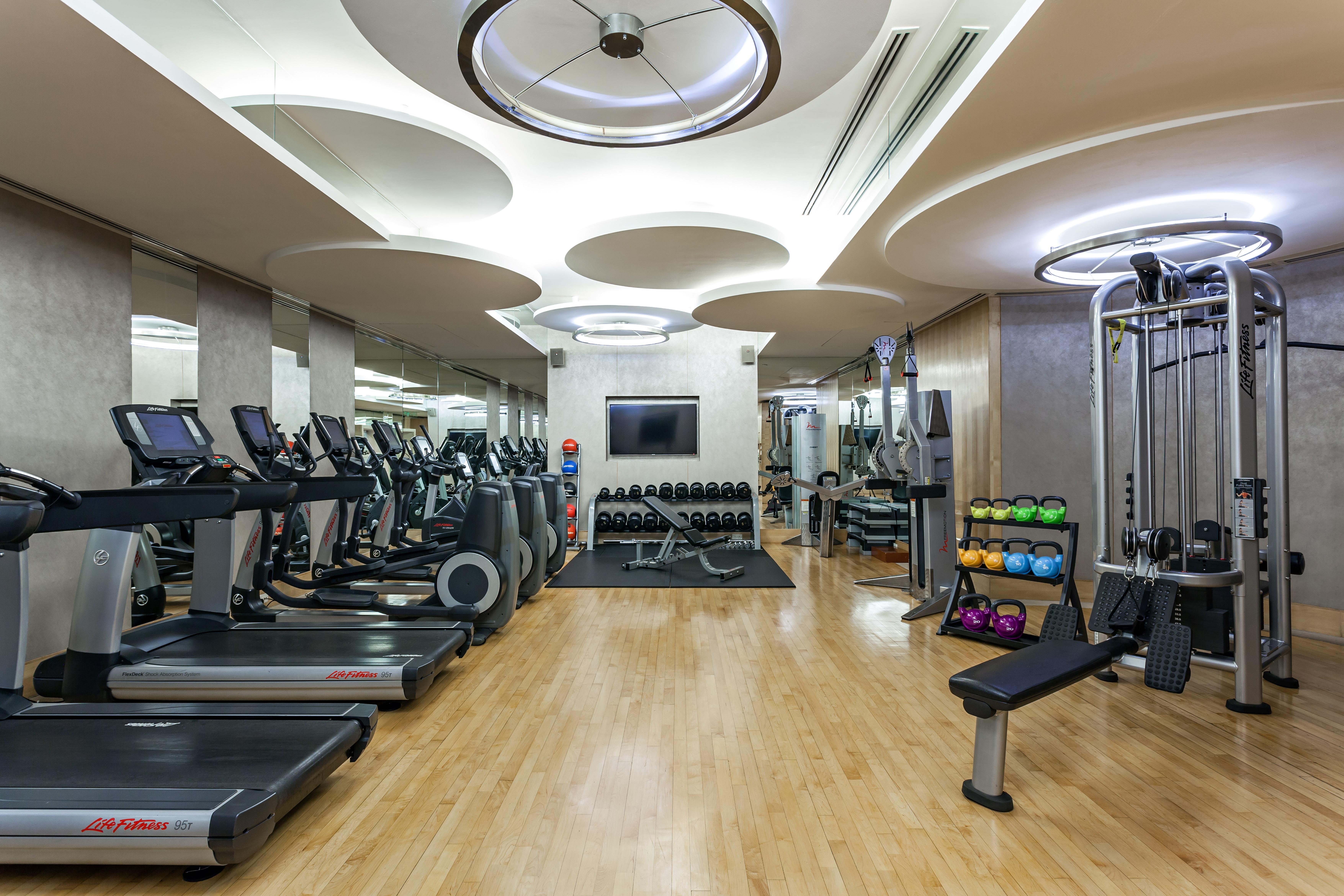 فندق ذا بينينسولا بانكوك المظهر الخارجي الصورة The gym at the hotel