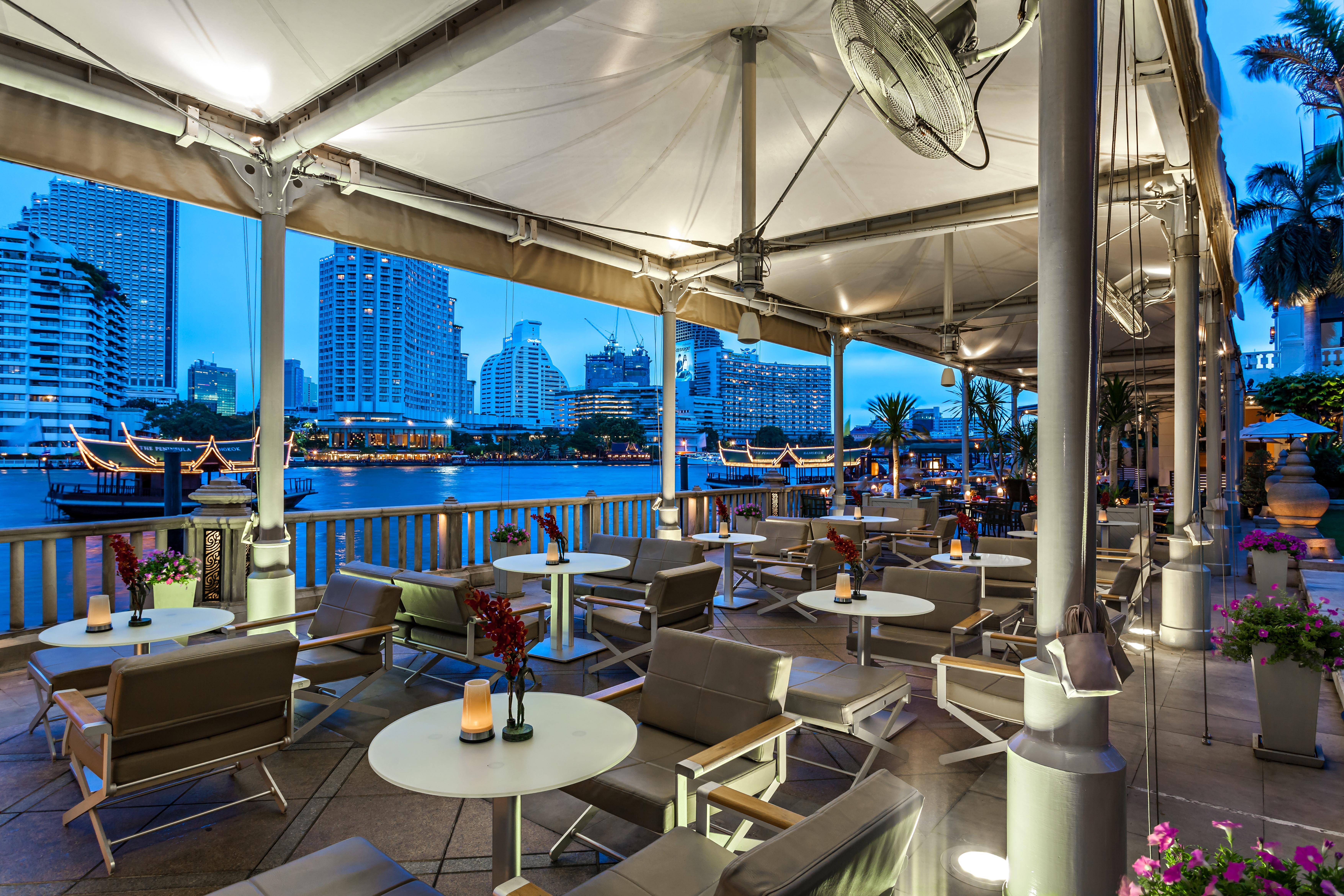 فندق ذا بينينسولا بانكوك المظهر الخارجي الصورة The Riverview Bar