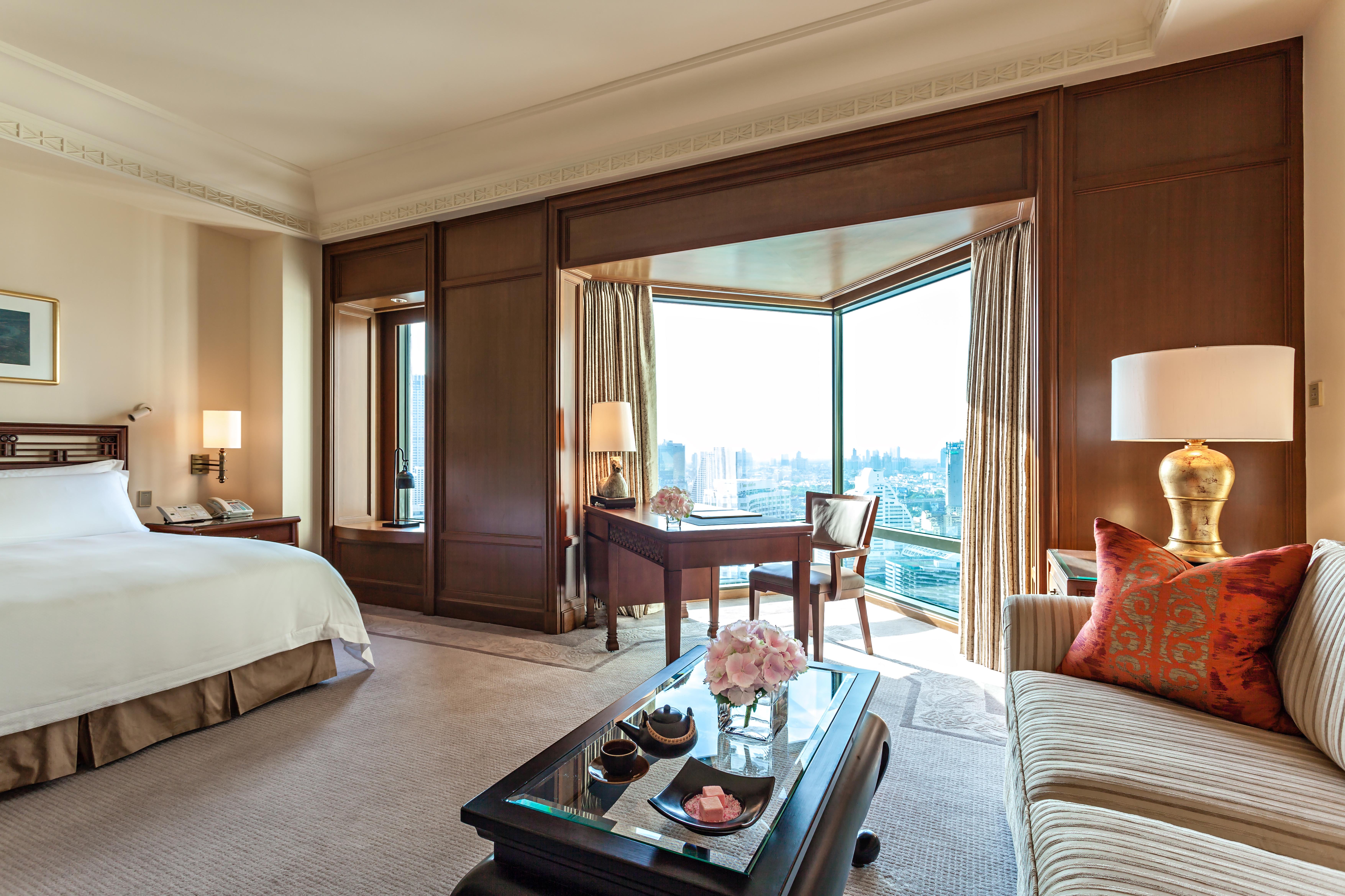 فندق ذا بينينسولا بانكوك المظهر الخارجي الصورة A suite at the Mandarin Oriental, Beijing